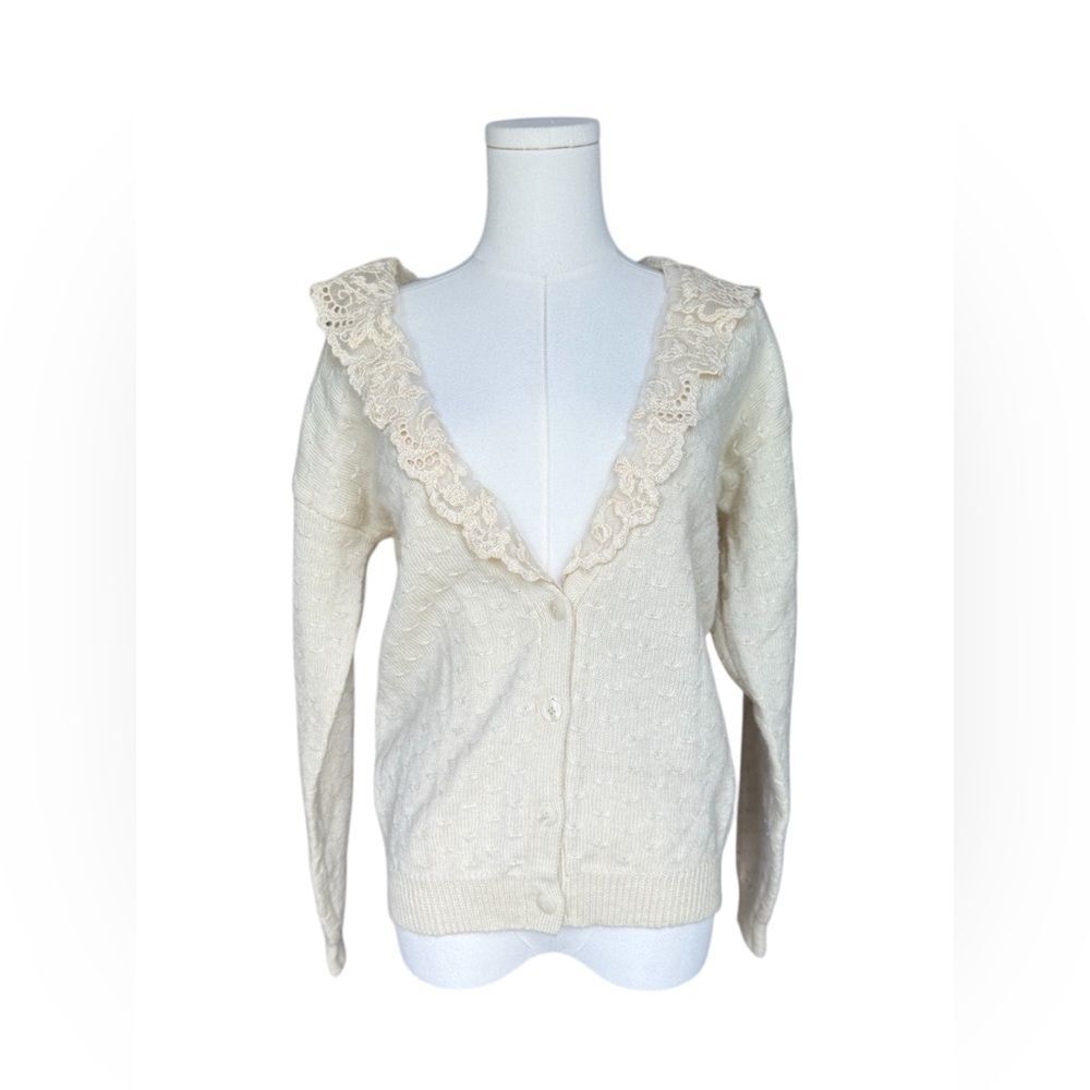 Vintage Bullock’s Country Collections Wool oversized Cardigan Lace Collar Ivory